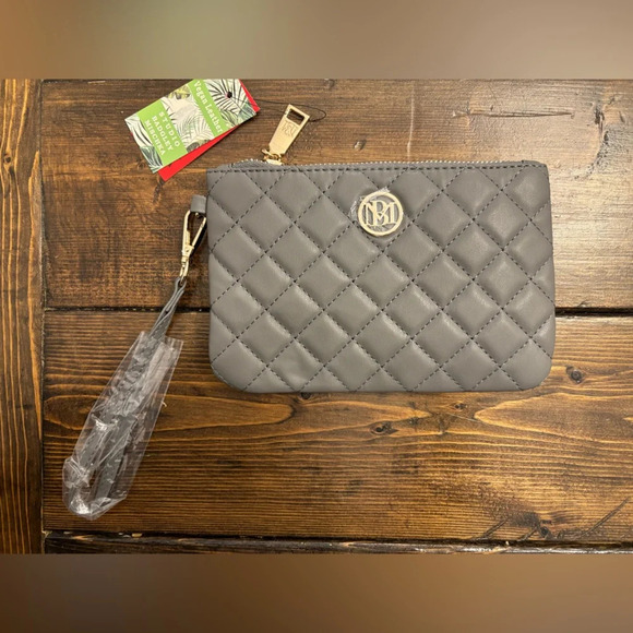 NWT Badgley Mischka Vegan Leather Gray Quilted Clutch Wristlet - Picture 2 of 6